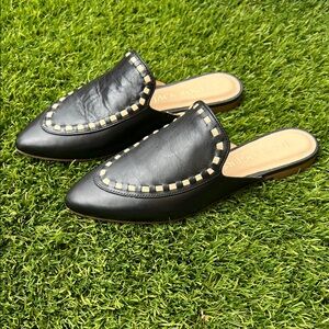 Jack Rogers Black Leather Mules with cream Accents NIB size 35